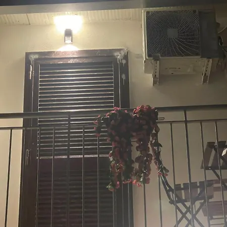 Lux House Airport Πανσιόν Νάπολη