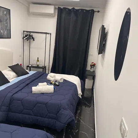 Guest house Lux House Airport Naples