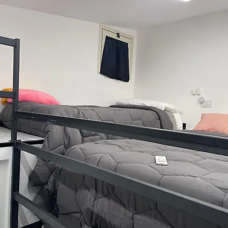 Penzion Lux House Airport