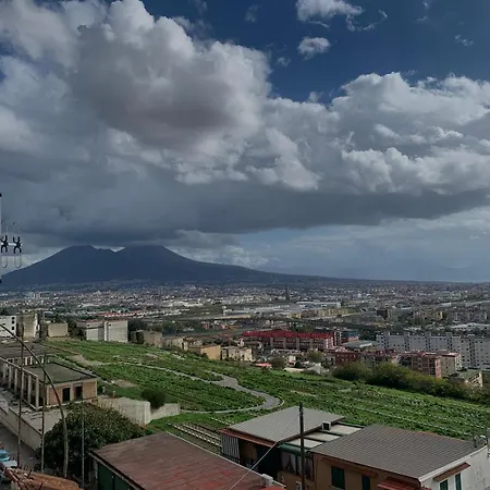 Lux House Airport * Νάπολη