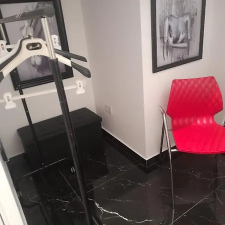 Πανσιόν Lux House Airport *