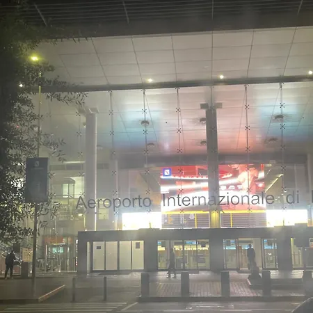 Guest house Lux House Airport Naples