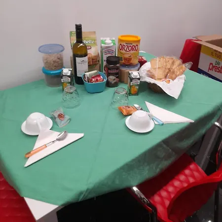 Πανσιόν Lux House Airport *