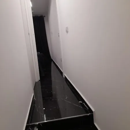 Гостевой дом Lux House Airport *